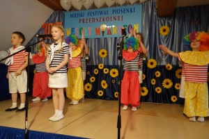 FESTIWAL PIOSENKI PRZEDSZKOLNEJ WESOŁYMIKROFON