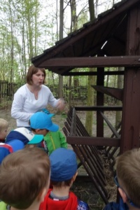 LEŚNA SALKA EDUKACYJNA