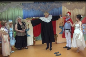 TEATR RODZICÓW PRZEDSTAWIA KOPCIUSZKA