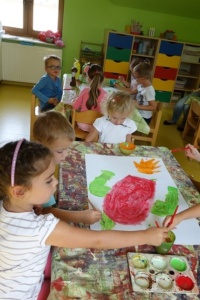 KOSMICZNI PRZYJACIELE