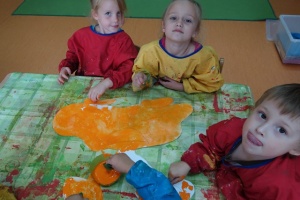 KOSMICZNI PRZYJACIELE