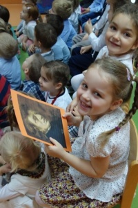 CHWILKA Z MUZYKĄ CHOPINA