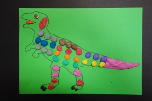 KOLOROWE DINOZAURY