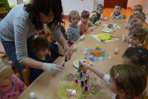 JAK POWSTAWAŁY TĘCZOWE PISANKI