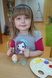 JAK POWSTAWAŁY TĘCZOWE PISANKI