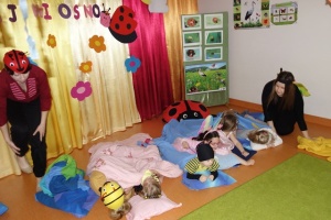 PRZEBUDZENIE WIOSNY - LICZYMY Z BIEDRONKĄ