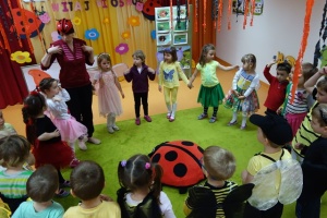 PRZEBUDZENIE WIOSNY - LICZYMY Z BIEDRONKĄ