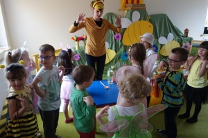 PRZEBUDZENIE WIOSNY-SEKRETY PSZCZÓŁ