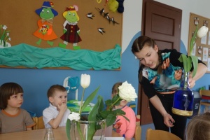 KWIECISTE EKSPERYMENTY