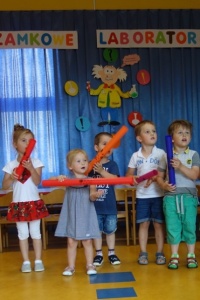 FASCYNUJĄCY ŚWIAT KOLORÓW-KOLOROWE BUM BUM RURKI