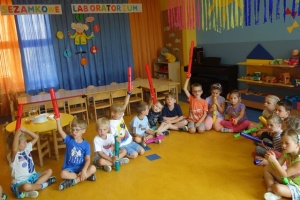 FASCYNUJĄCY ŚWIAT KOLORÓW-KOLOROWE BUM BUM RURKI
