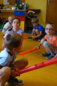 FASCYNUJĄCY ŚWIAT KOLORÓW-KOLOROWE BUM BUM RURKI
