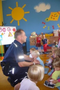 Pan policjant  Jacek, Sznupek i Sezamki