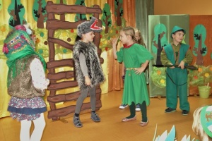 ZIELONY KAPTUREK I LEŚNE LUDKI