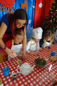 PYSZNA HERBATKA DLA BABCI I DZIADKA