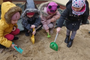 W KRAINIE DINOZAURÓW. MALI PALEONTOLODZY