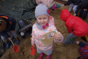 W KRAINIE DINOZAURÓW. MALI PALEONTOLODZY