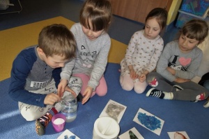 W KRAINIE DINOZAURÓW. MINERAŁY