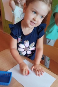 UPIECZEMY SOBIE KREDKI