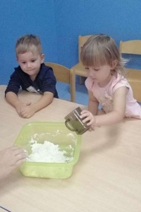 TROPY PANI JESIENI