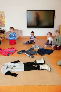  UBIERAMY PRZEDSZKOLAKA