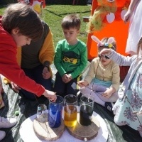 WIELKANOCNE ZABAWY Z ZAJĄCZKIEM (9)