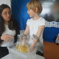 MIĘDZY NAMI PINGWINAMI (13)