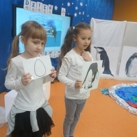 MIĘDZY NAMI PINGWINAMI (5)