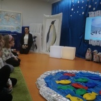 MIĘDZY NAMI PINGWINAMI (6)