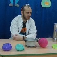 MROŹNE DOŚWIADCZENIA W FABRYCE WIEDZY (7)