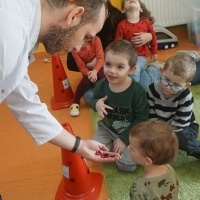 MROŹNE DOŚWIADCZENIA W FABRYCE WIEDZY (7)
