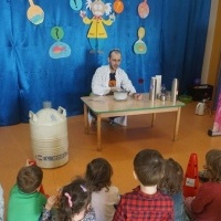 MROŹNE DOŚWIADCZENIA W FABRYCE WIEDZY (10)