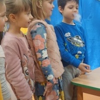 MROŹNE DOŚWIADCZENIA W FABRYCE WIEDZY (17)