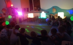 PRZYJACIELSKA NOC W PRZEDSZKOLU (13)