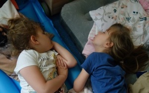 PRZYJACIELSKA NOC W PRZEDSZKOLU (15)