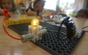 DOŚWIADCZENIA ELEKTRYCZNE (10)