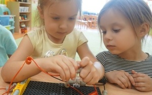 DOŚWIADCZENIA ELEKTRYCZNE (8)