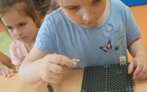 DOŚWIADCZENIA ELEKTRYCZNE (12)