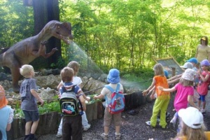 SPOTKANIE Z DINOZAURAMI