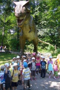 SPOTKANIE Z DINOZAURAMI