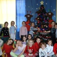 NA GAŁĄZCE CHOINKOWEJ (5)