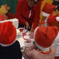 W KRAWIECKIEJ PRACOWNI ŚWIĘTEGO MIKOŁAJA (13)