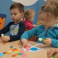 PARASOLKI I KOLOROWY DESZCZYK (4)