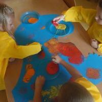 DINOZAURY NABIERAJĄ KOLORÓW (4)