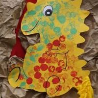 DINOZAURY NABIERAJĄ KOLORÓW (1)