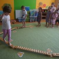 SPOTKANIE Z WESOŁĄ MAŁPKĄ (9)
