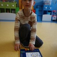 ZAGRAJ, POSŁUCHAJ I POLICZ (7)