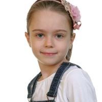 NASI ABSOLWENCI ROCZNIKA 2018-2019 (13)
