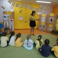 TAJEMNICE MAŁYCH PSZCZÓŁEK (5)