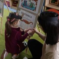MIĘDZY NAMI DŻDŻOWNICAMI (10)
